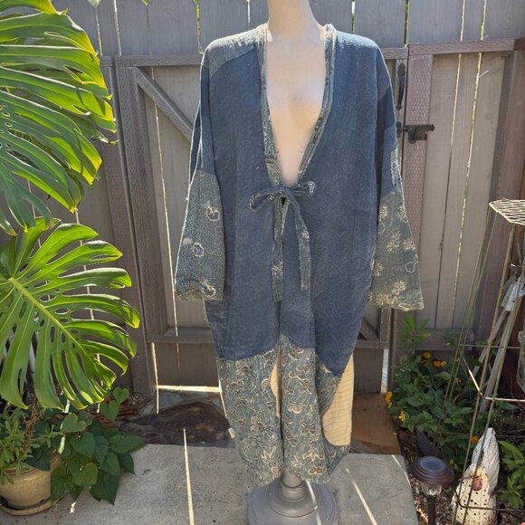 Magnolia Pearl Denim Blue Linen Good Fortune Kimono - Picture 12 of 16